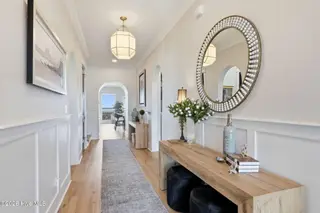 402 Kensington Place, Newport, NC 28570 – photo 4: Entrance Foyer