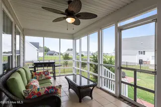 110 Lands End Drive, Elizabeth City, NC 27909 – photo 15: 19-web-or-mls-_Y9A4539