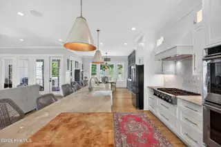 410 Sunrise Court, Emerald Isle, NC 28594 – photo 18: 410SunriseCourt-40