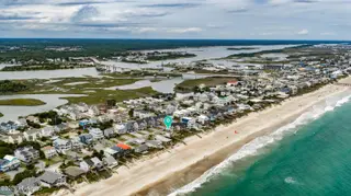 608 S Shore Drive, Surf City, NC 28445 – photo 10: DJI_20260509134121_0682_D