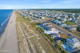 188 Ocean Boulevard E, Holden Beach, NC 28462 – photo 8