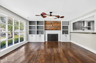 512 Jarman Street, Jacksonville, NC 28540 – photo 6: 06