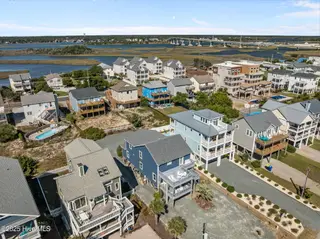 701 S Shore Drive, Surf City, NC 28445 – photo 23: 24-web-or-mls-22