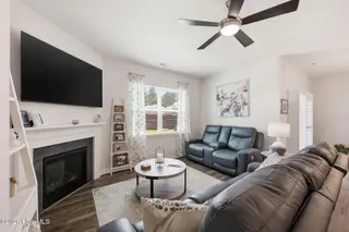 2000 Minnette Circle, New Bern, NC 28562 – photo 13: 26-web-or-mls-DSC_0192