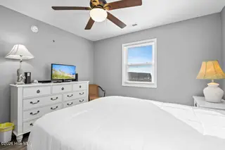 2005 Ocean Drive, Emerald Isle, NC 28594 – photo 15: IMG_4434