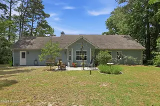 131 Silver Creek Drive, Swansboro, NC 28584 – photo 20: 29-web-or-mls-1S3A2652