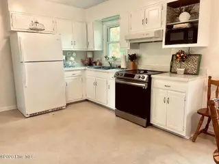 182 Tuttles Grove Road, Beaufort, NC 28516 — 3-bedroom home in Bell Creek, Beaufort, NC, photo 5 of 11: FullSizeR