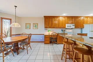 1461 S Shore Drive, Southport, NC 28461 – photo 14: Dining Room