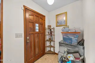 338 N Colony Circle N, Wilmington, NC 28409 — 3-bedroom home in Millbrook, Wilmington, NC, photo 7 of 34: 7_foyer
