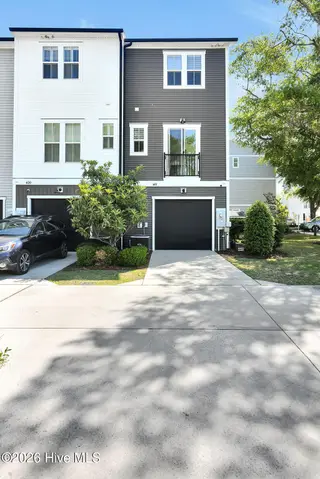 618 N 6th Street, Wilmington, NC 28401 – photo 2: 618North6thStreet-1