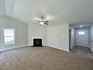 802 Hidden Bridge Drive, Jacksonville, NC 28546 – photo 10: IMG-3531-jpg