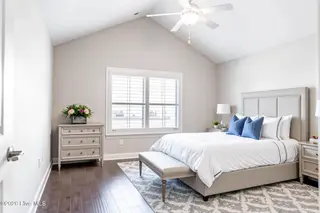 117 W Chelsea Court, Southern Pines, NC 28387 – photo 16: Master staged