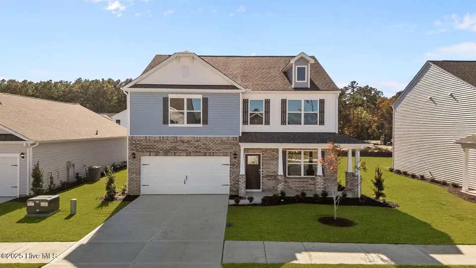 2020 Minnette Circle, New Bern, NC 28562 – photo 1 of 44: 2020 Minnette