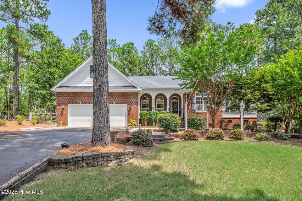 5 Fur Court E, Pinehurst, NC 28374 – photo 1 of 46: 5 Fur Ct E Pinehurst(01 of 47)