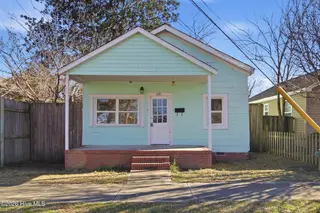 221 S 11th Street, Wilmington, NC 28401 – photo 1: 2_front2
