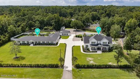 1420 Eastwood Rd, Wilmington