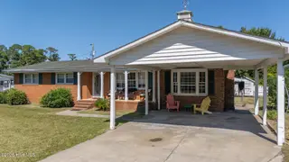 2596 Cedar Island Road, Cedar Island, NC 28520 — 3-bedroom home, Cedar Island, NC, photo 7 of 27: 2596 CEDAR ISLAND ROAD (8)