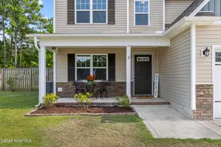 282 Breakwater Drive, Sneads Ferry, NC 28460 – photo 2
