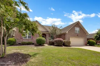 4217 Ashley Park Drive, Wilmington, NC 28412 — 4-bedroom home in Georgetowne, Wilmington, NC, photo 2 of 41: 002_img_8093_646