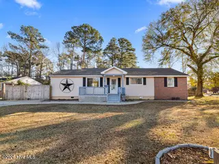514 Seminole Trail, Jacksonville, NC 28540 – photo 2: 134098817683353331_134098817538536872_02