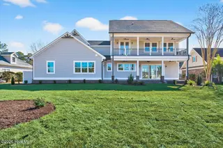 520 S Middleton Drive NW, Calabash, NC 28467 – photo 3: Back