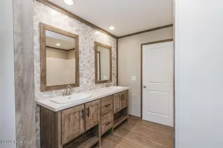 11621 Straight Gate Road, Whitakers, NC 27891 — 4-bedroom manufactured home, Whitakers, NC, photo 10 of 55: IMG_4801