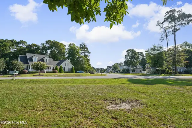 209 Creek View Circle, Sneads Ferry, NC 28460