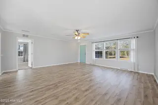 3805 Bell Williams Road, Currie, NC 28435 – photo 6: 17_living room