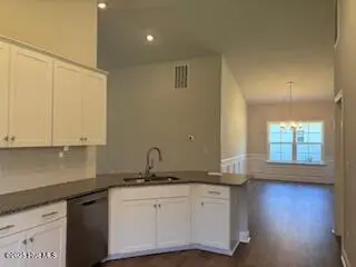 182 Cherry Laurel Drive, Wallace, NC 28466 – photo 12: Kitchen