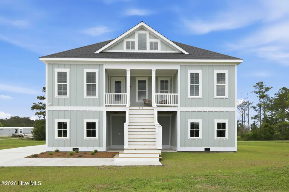 111 Jade Street, Beaufort, NC 28516 – photo 1 of 49: Front of house