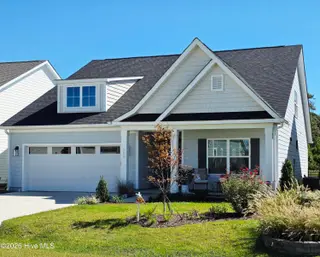 208 Windswept Lane, Beaufort, NC 28516 — 3-bedroom home in Beaufort Club, Beaufort, NC, photo 1 of 16