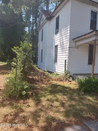 210 E Vine Street, Goldsboro, NC 27530 – photo 4: IMG_20260518_124118628_HDR