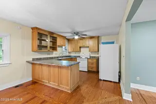 307 Mckenzie Street, Whiteville, NC 28472 – photo 8: 6-web-or-mls-CAMMediaLLC.com (14 of 28)