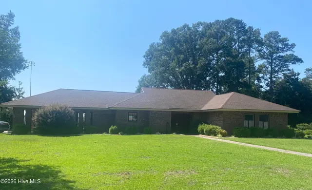 616 E Murphy Street, Wallace, NC 28466