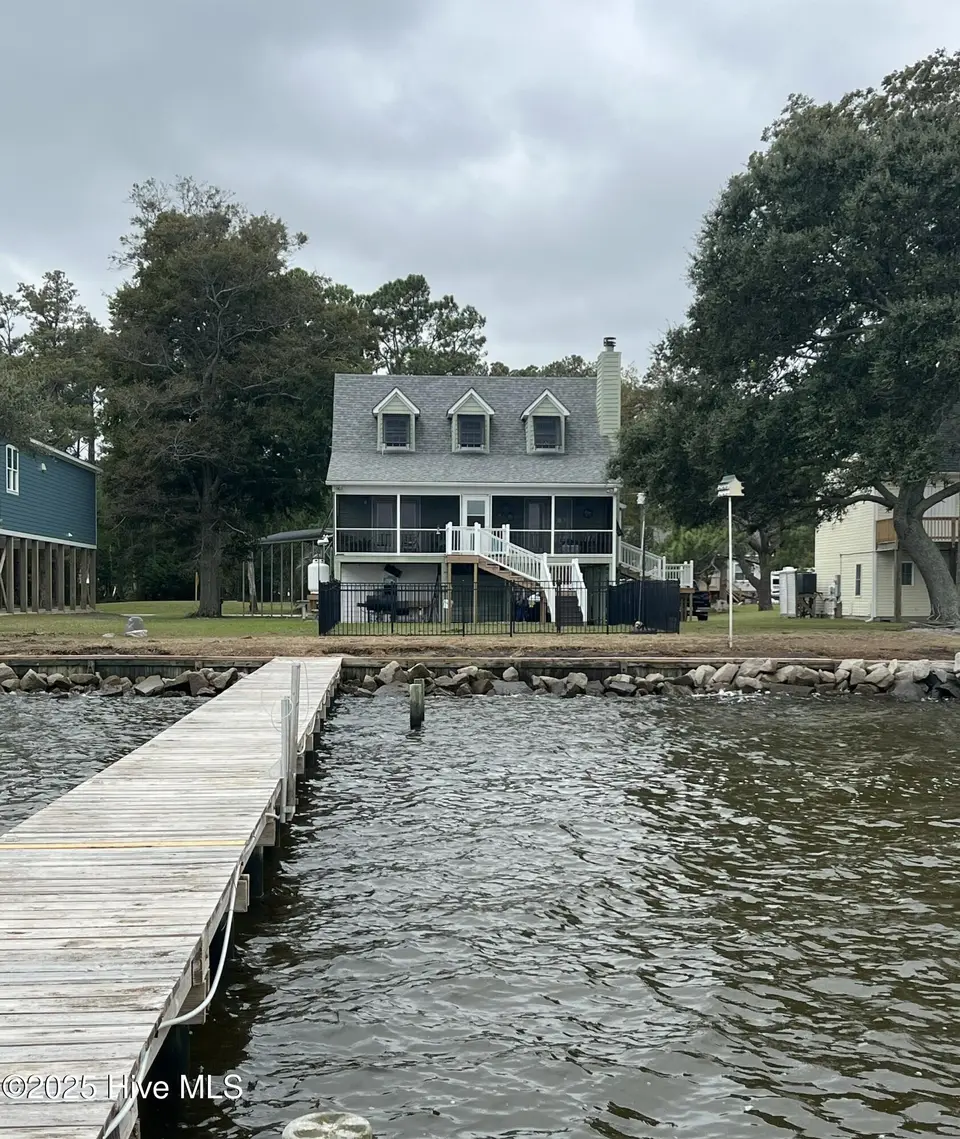 157 S River Drive, Beaufort, NC 28516 – photo 1 of 28: IMG_9366