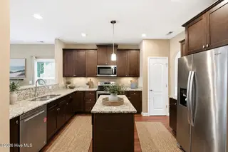 1036 Adams Landing Drive, Wilmington, NC 28412 — 5-bedroom home in Adams Landing, Wilmington, NC, photo 3 of 60