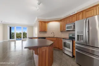4425 Arendell Street 402 Harborside Club, Morehead City, NC 28557 – photo 13: Kitchen with island