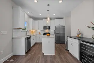120 Persimmon Drive, New Bern, NC 28562 – photo 16: 33-web-or-mls-DSC_6413