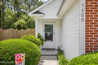 5400 Sun Coast Drive, Wilmington, NC 28411 – photo 4: 4_front entryway