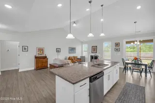 1109 Terraces Lane, Hampstead, NC 28443 – photo 12: 12_1109 terraces ln-00012