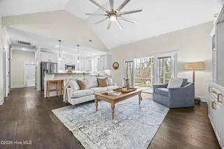 376 Crown Pointe Drive, Hampstead, NC 28443 – photo 17: 16_living room copy