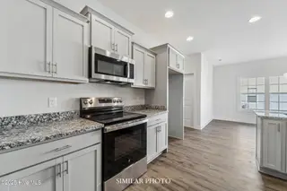 635 Indigo Johnston Drive, Jacksonville, NC 28546 – photo 6: SIMILAR PHOTO 9-5