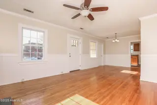 402 Warlick Street, Jacksonville, NC 28540 — 3-bedroom home in Murrill Subdivision, Jacksonville, NC, photo 9 of 46: 402 Warlick-28