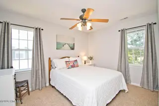 34 Pirates Cove Drive, Swansboro, NC 28584 – photo 16: DSC_2176