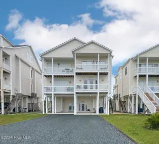 116 Sea Oaks Court, North Topsail Beach, NC 28460 – photo 1