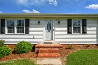 1035 W Saint James Street, Tarboro, NC 27886 – photo 4: Front Entrance