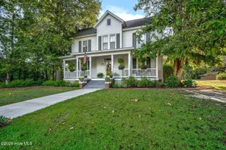 211 S Boddie Street, Nashville, NC 27856 – photo 4: 003-211SouthBoddieStreet-Nashville-NC-27