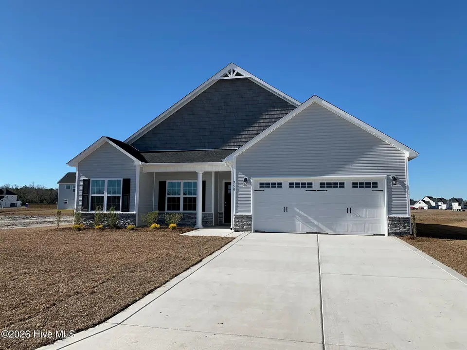750 Regiment Road, Jacksonville, NC 28546 – photo 1 of 36: IMG_0796