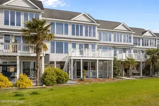 110 Cypress Bay, Washington, NC 27889 — 3-bedroom townhome in Cypress Bay, Washington, NC, photo 19 of 57: 19-web-or-mls-BLS_0012 (1)