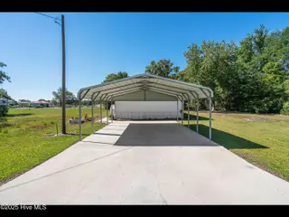 6883 Eastbrook Avenue SW, Ocean Isle Beach, NC 28469 — 2-bedroom manufactured home in Pine Acres, Ocean Isle Beach, NC, photo 8 of 25: mls-DSC00934